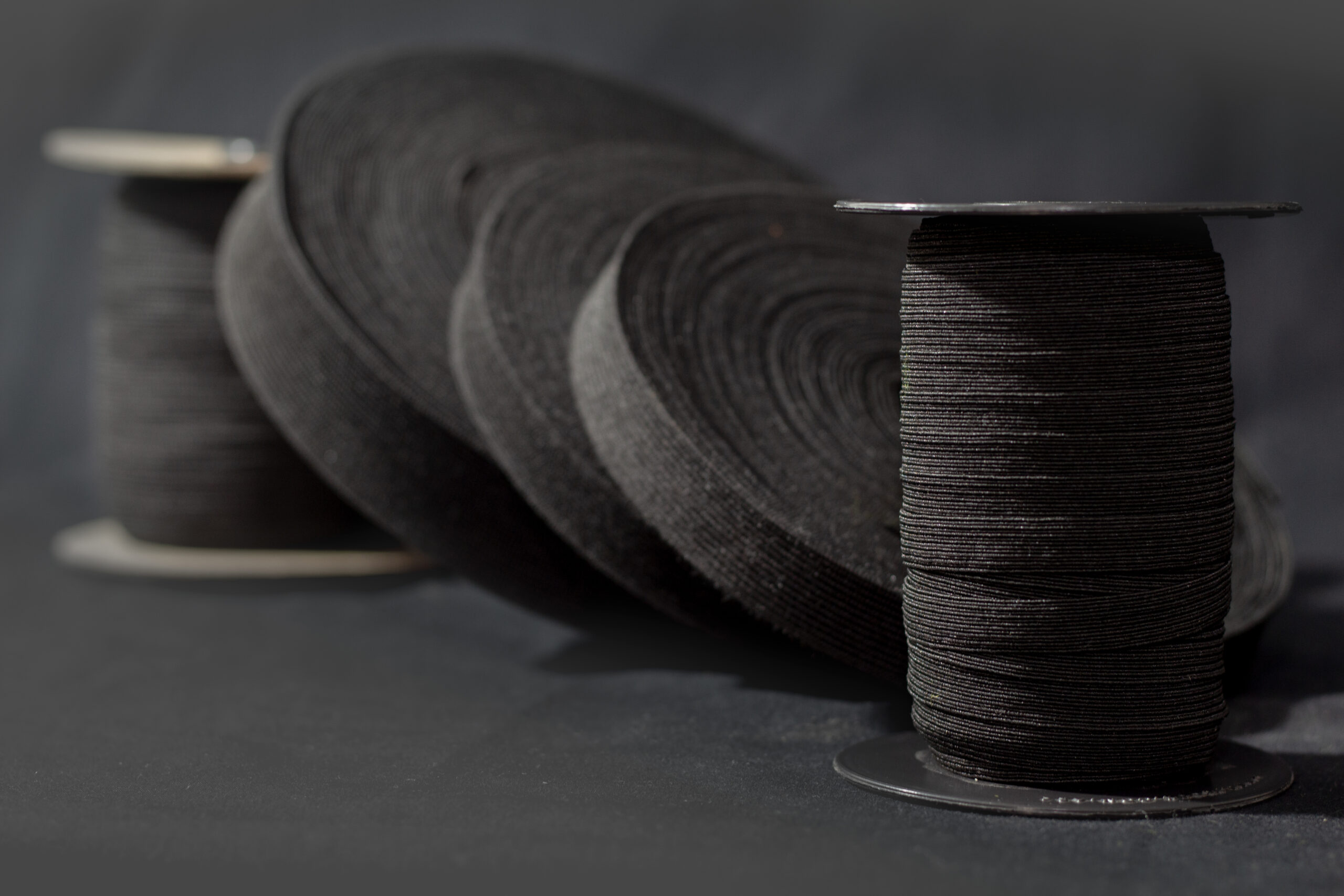 Elástico crochet negro - Image 3