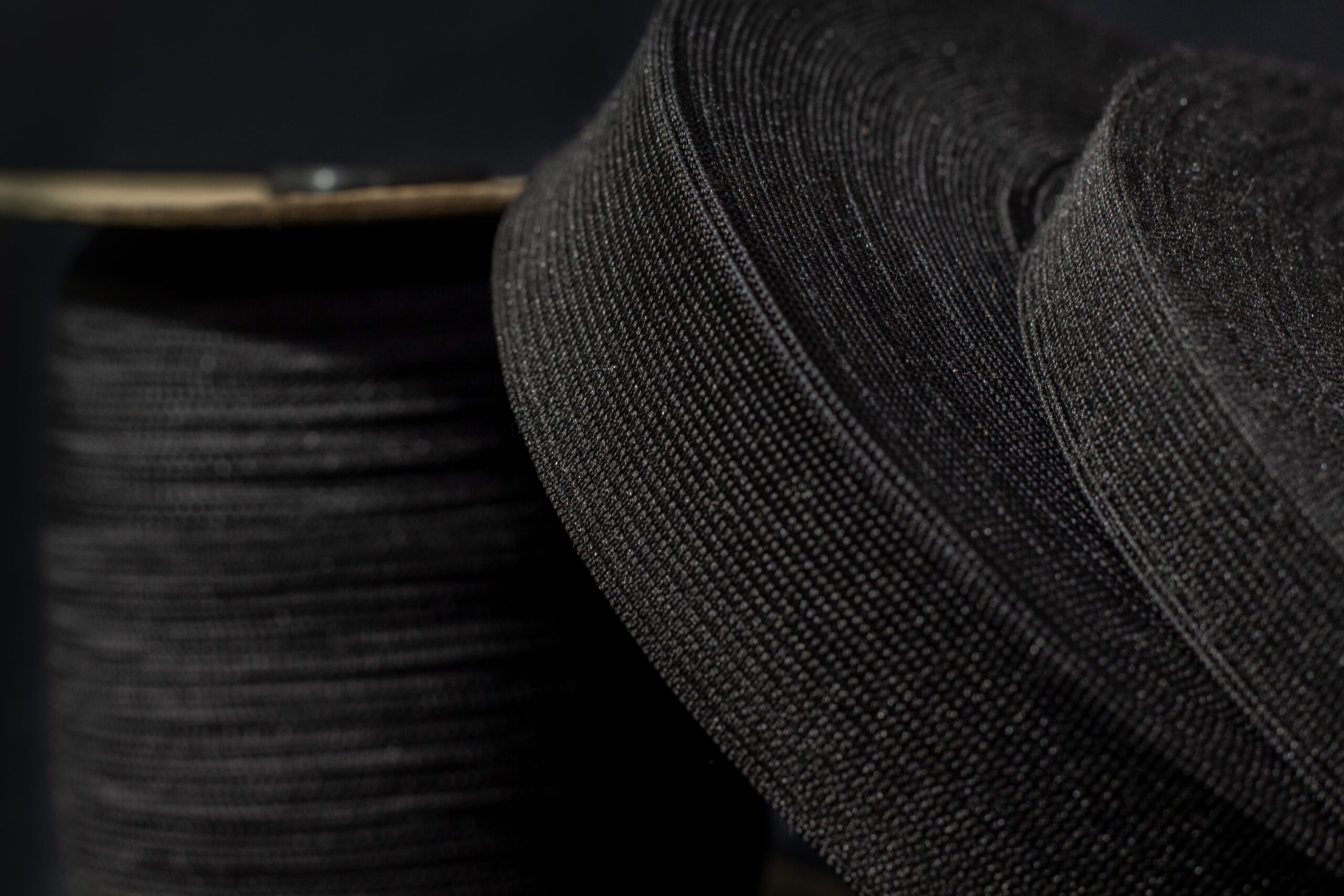 Elástico crochet negro - Image 2